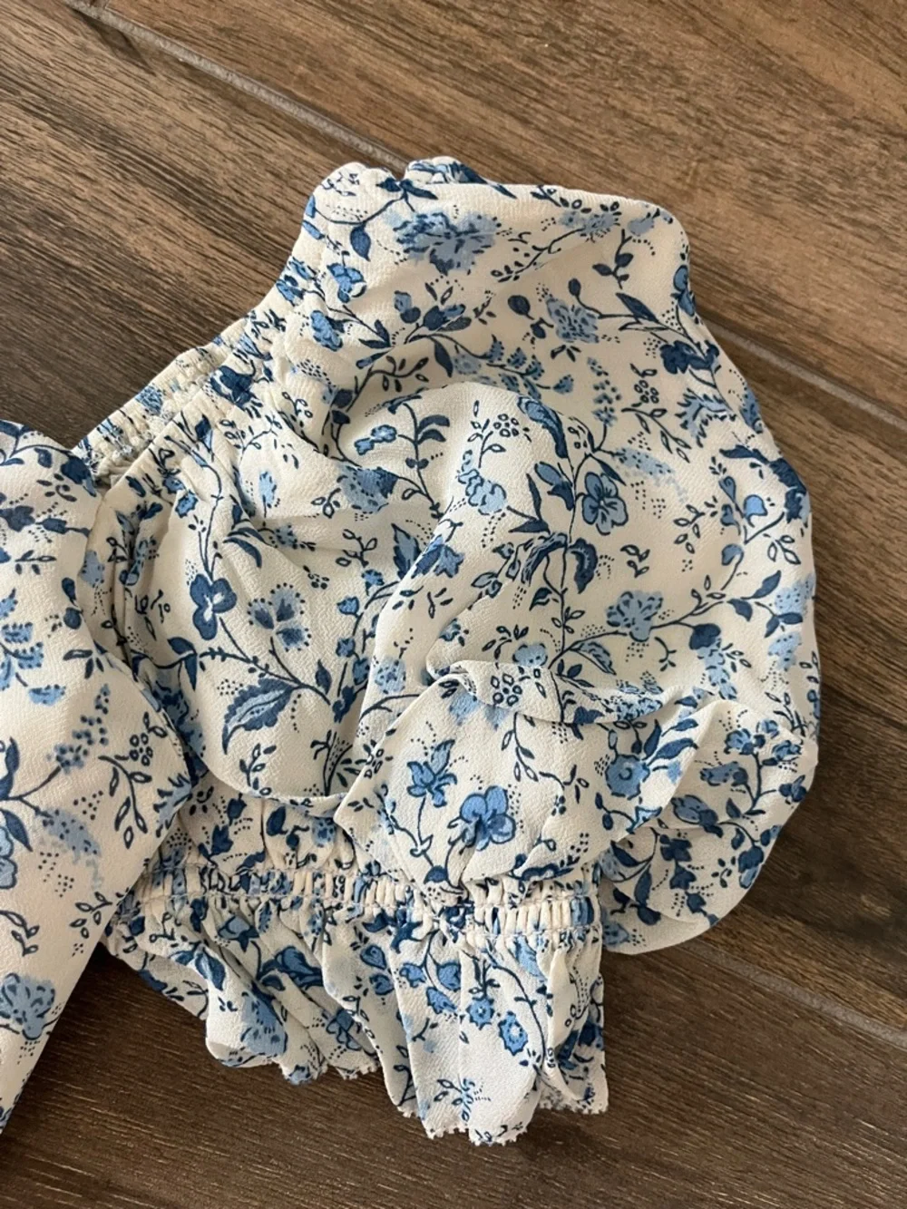 NEW Reformation Marin Puff-Sleeve Blouse Size 10
